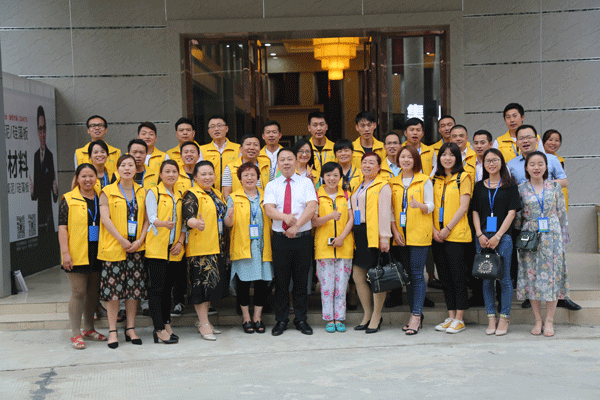 天然居硅藻泥第22期營(yíng)銷培訓(xùn)圓滿結(jié)業(yè)