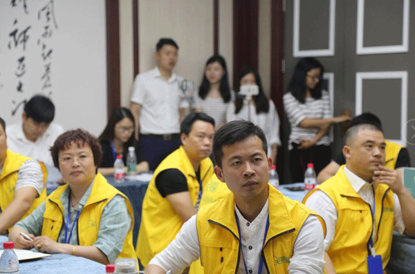 天然居硅藻泥第22期營(yíng)銷培訓(xùn)圓滿結(jié)業(yè)